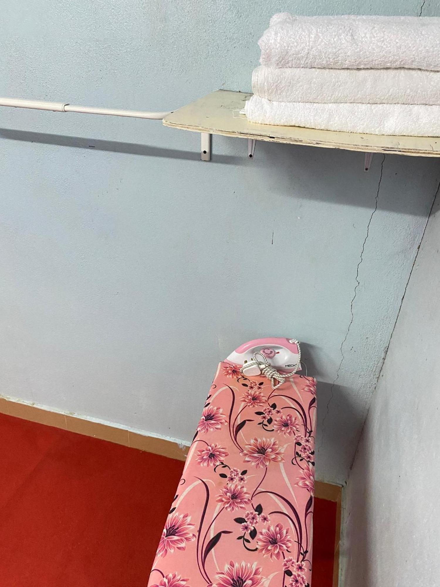 Teratak Tiga Homestay Padang Besar Kaki Bukit Bagian luar foto